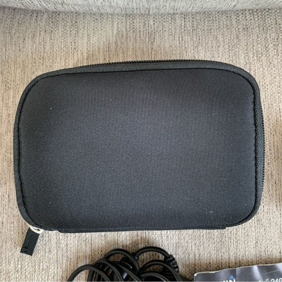 Garmin Nuvi 2405 Series Navigation System - Picture 4 of 10